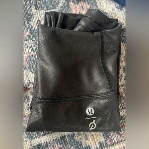 Lululemon x Peloton Size 0 Align Leggings in shiny black